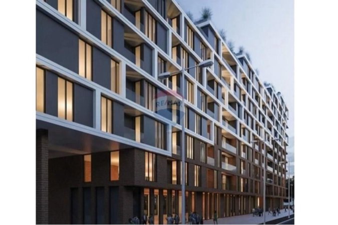 Tirane, shitet 2+1 , 99 m² (ish fusha e aviacionit)
