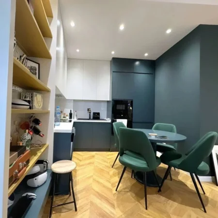 Tirane, shitet apartament , 76 m² 285.000 € 