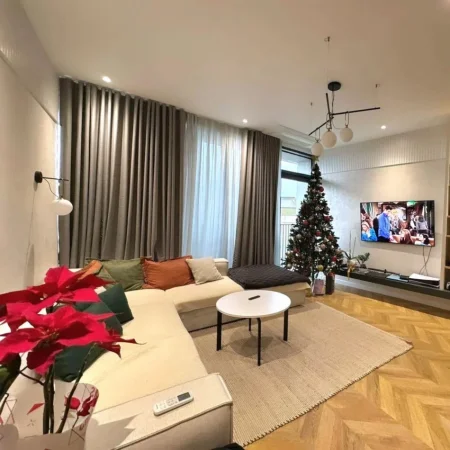 Tirane, shitet apartament , 76 m² 285.000 € 