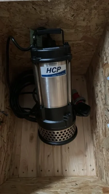 Tirane, ofroj Aspirator Shes pompë 3-fazore 3 HP ( E Re )