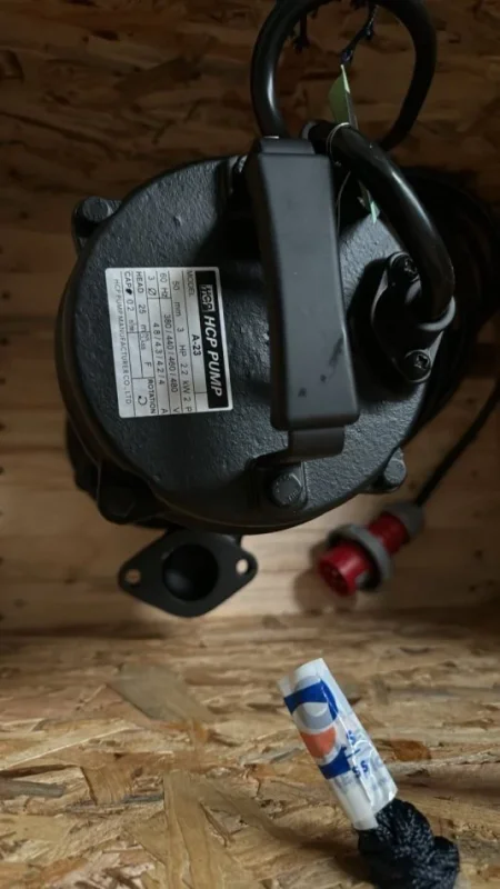 Tirane, ofroj Aspirator Shes pompë 3-fazore 3 HP ( E Re )