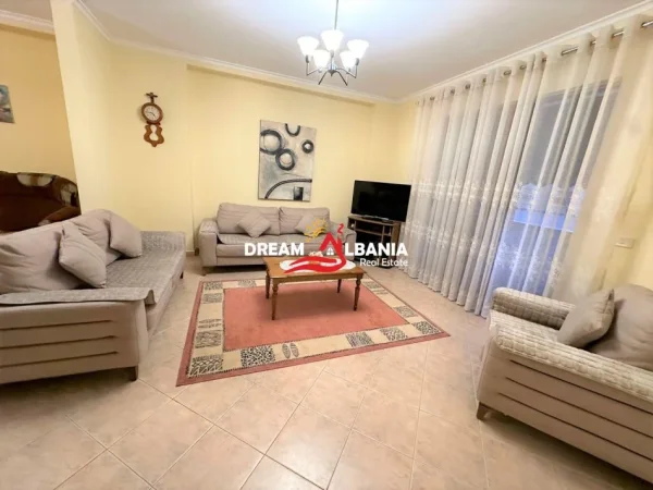 Tirane, jepet me qera apartament 2+1 Kati 2, 130 m² 600 € (rr.Elbassanit)
