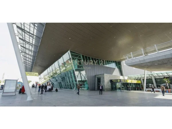 Tirane, shes toke , 18.250 m² 1.277.500 € (Rinas)