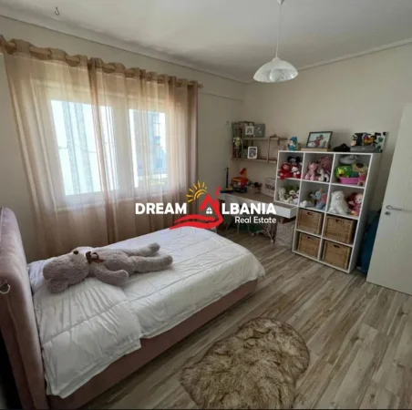 Vlore, shitet apartament 3+1 Kati 4, 148 m² 318.000 € (vlore)