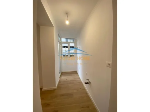 Tirane, shitet apartament 2+1+Aneks+Ballkon Kati 2, 83 m² 185.000 € (Mine Peza)