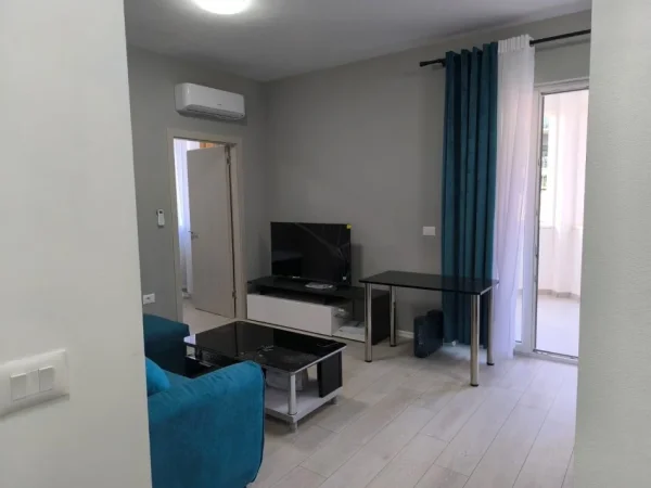 Tirane, jepet me qera apartament 1+1+Ballkon Kati 6, 500 m² 500 € (Astir ,Oasis residence .)