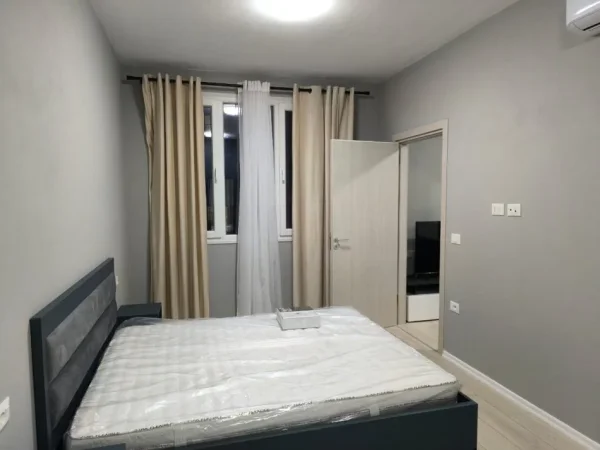 Tirane, jepet me qera apartament 1+1+Ballkon Kati 6, 500 m² 500 € (Astir ,Oasis residence .)