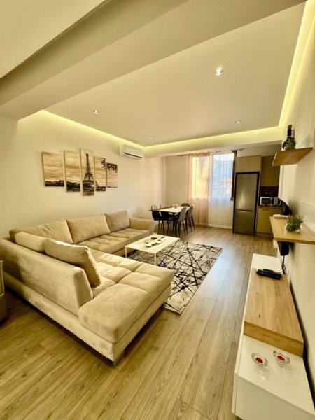 Tirane, jepet me qera apartament 1+1+Aneks Kati 3, 72 m² 500 € (vasil shanto)