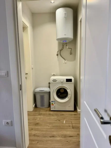 Tirane, jepet me qera apartament 1+1+Aneks Kati 3, 72 m² 500 € (vasil shanto)