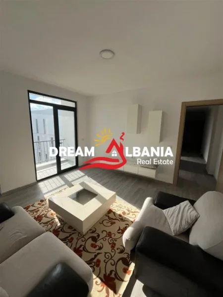 Tirane, jepet me qera apartament 2+1 Kati 5, 97 m² 400 € (5 maj)