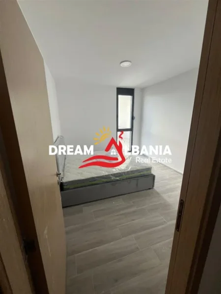 Tirane, jepet me qera apartament 2+1 Kati 5, 97 m² 400 € (5 maj)
