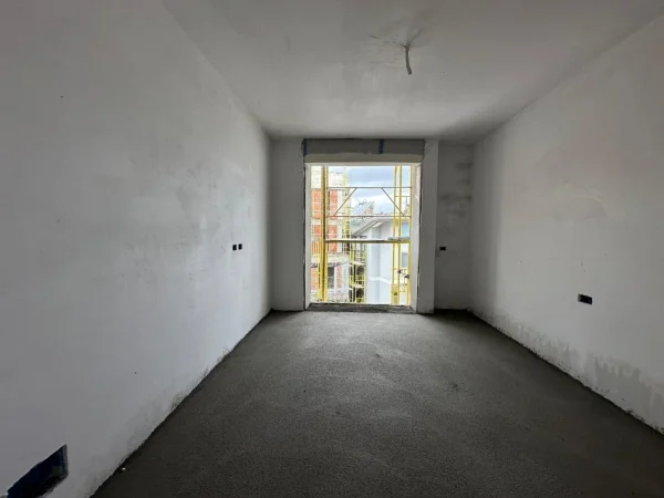 Tirane, shitet apartament 2+1 Kati 3, 115 m² 179.000 € (Rruga Bardhyl)