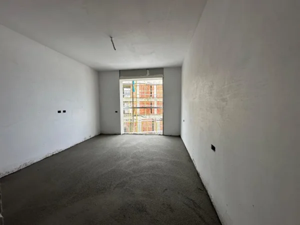 Tirane, shitet apartament 2+1 Kati 3, 115 m² 179.000 € (Rruga Bardhyl)
