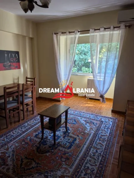 Tirane, jepet me qera apartament 2+1 Kati 2, 90 m² 600 € (Qender)