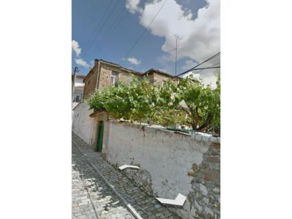Korce, shes shtepi 1 Katshe Kati 0, 180 m² 100.000 € (Lagjia 2, Korçë)