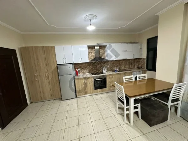 Tirane, jepet me qera apartament 1+1+Ballkon Kati 2, 70 m² 500 € (KOPSHTI ZOOLOGJIK)