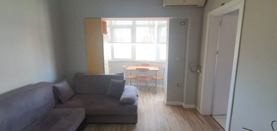 Tirane, jepet me qera apartament 1+1 Kati 2, 60 m² 350 € (Don Bosko)