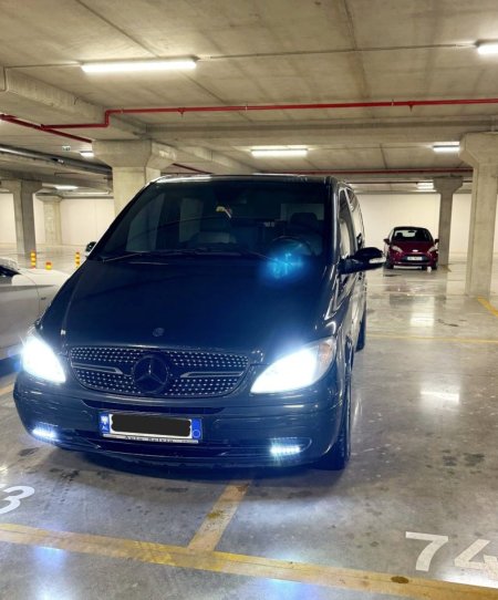 Tirane, shes MERCEDES BENZ VIANO Nafte, e zeze automatik Klima 340.000 km 13.000 €