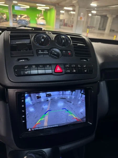 Tirane, shes MERCEDES BENZ VIANO Nafte, e zeze automatik Klima 340.000 km 13.000 €