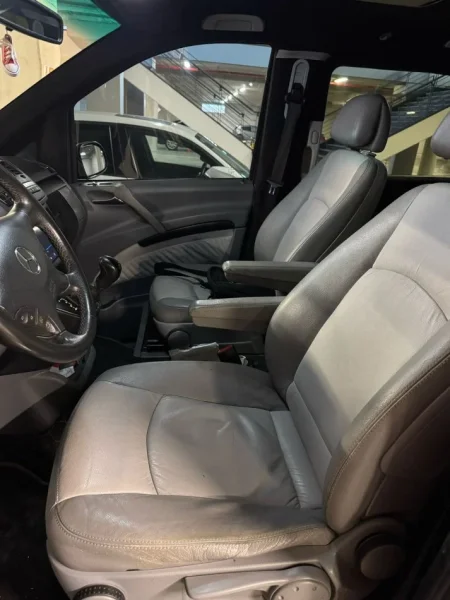 Tirane, shes MERCEDES BENZ VIANO Nafte, e zeze automatik Klima 340.000 km 13.000 €