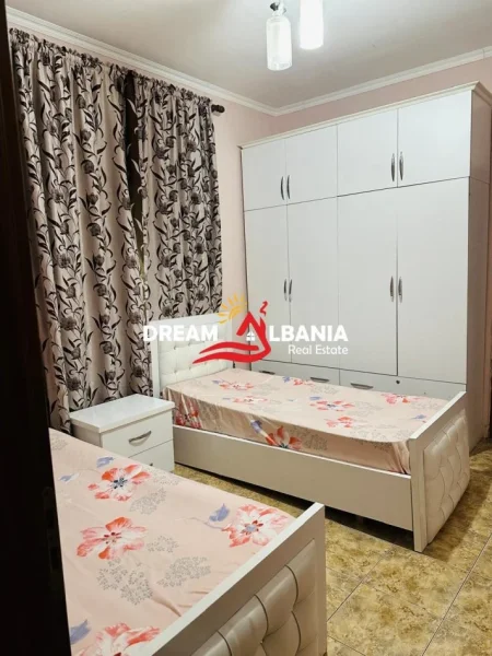 Tirane, jepet me qera apartament 2+1 Kati 5, 80 m² 600 € (Tek Rruga e Kavajes, prane Spitalit Gjerman)