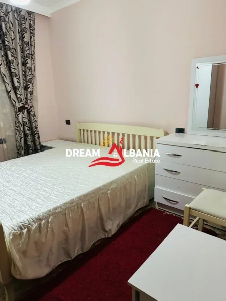 Tirane, jepet me qera apartament 2+1 Kati 5, 80 m² 600 € (Tek Rruga e Kavajes, prane Spitalit Gjerman)