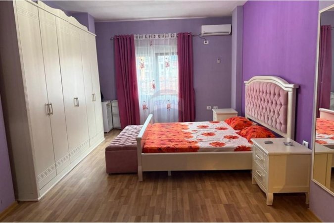 Tirane, jepet me qera Vile 3 Katshe , 164 m² 1.350 € (Jordan Misja, rruga e Burgut)