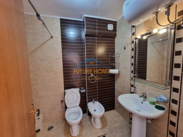 Tirane, jepet me qera apartament Kati 3, 119 m² 1.200 € (ish Ekspozita)