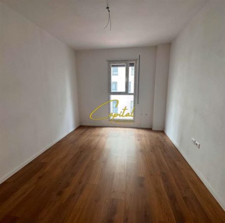 Tirane, jepet me qera apartament 2+1 Kati 6, 100 m² 600 € (DON BOSKO)