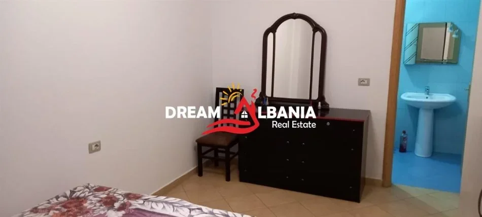 Tirane, jepet me qera apartament 2+1+Ballkon Kati 4, 107 m² 500 € (Astir, prane OZONE)