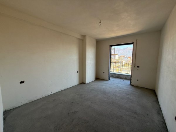 Tirane, shitet apartament 1+1+Ballkon Kati 1, 83 m² 100.260 € (Faea Paskuqan)