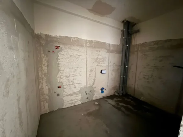 Tirane, shitet apartament 1+1+Ballkon Kati 1, 83 m² 100.260 € (Faea Paskuqan)