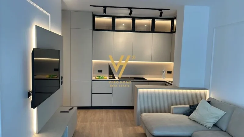 Tirane, jepet me qera apartament 1+1+Ballkon Kati 1, 70 m² 800 € (PORCELAN)