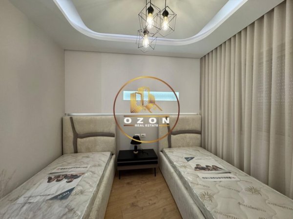 Apartament 2+1+2 i pa banuar më parë për qira tek Kompleksi Panorama!