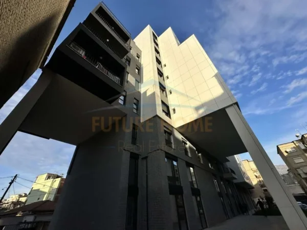 Tirane, shitet apartament 2+1 Kati 7, 113 m² 214.000 € (RRUGA BARDHYL)  UNA44777