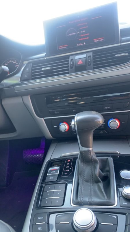 Korce, shitet makine Audi A6 limozine Nafte, gri metalizato tiptronik Klima 350000 km 11.500 €