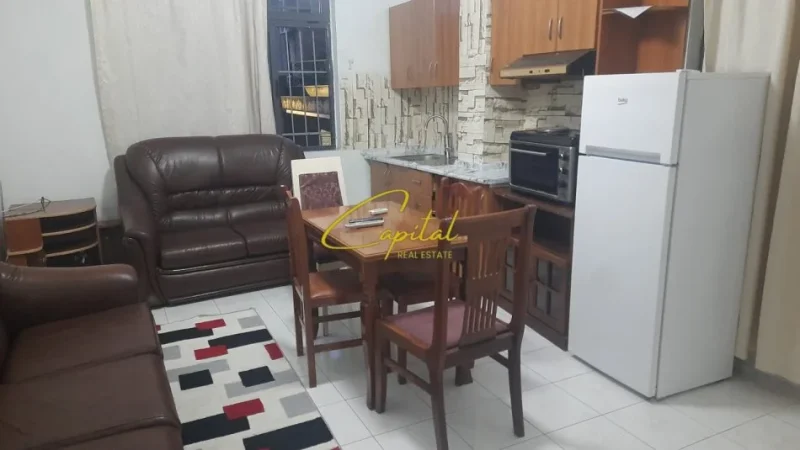 Tirane, jepet me qera apartament 1+1 Kati 1, 63 m² 500 € (QENDER)