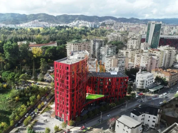 Tirane, shitet apartament 2+1+Ballkon Kati 6, 92 m² (tek Rruga Elbasanit)