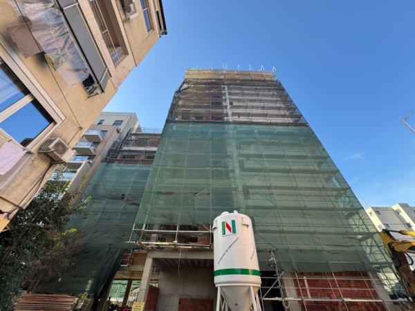 Tirane, shitet apartament Kati 1, 118 m² 230.000 € (PAZARI I RI)
