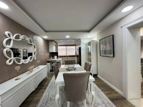 Tirane, jepet me qera apartament 3+1+Aneks+Ballkon Kati 1, 160 m² 1.200 € (Fakulteti i Inxhinierise se Ndertimit)