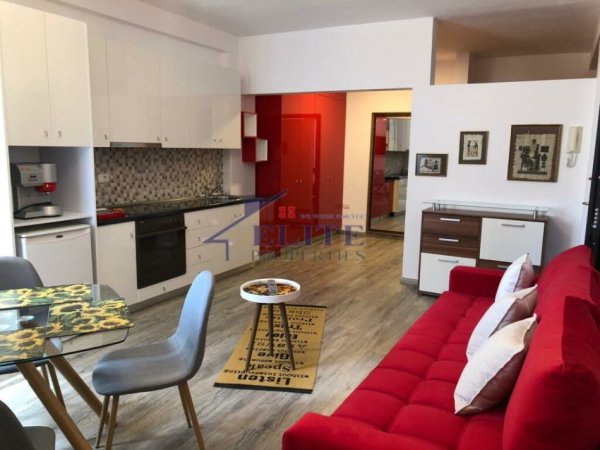 Tirane, jepet me qera garsonier Kati 7, 55 m² 370 € (Ish Parku i Autobuzave)