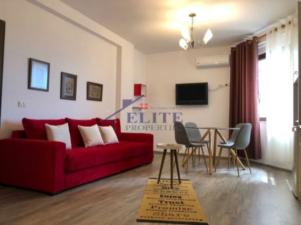 Tirane, jepet me qera garsonier Kati 7, 55 m² 370 € (Ish Parku i Autobuzave)