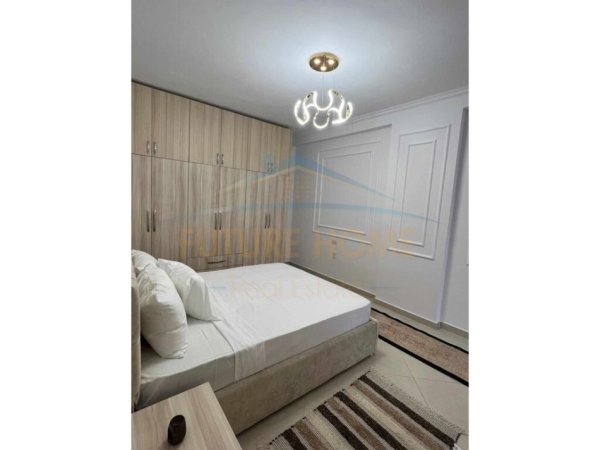 Tirane, shitet apartament 2+1 Kati 8, 97 m² 143.000 € (UNAZA RE)  UNA48606
