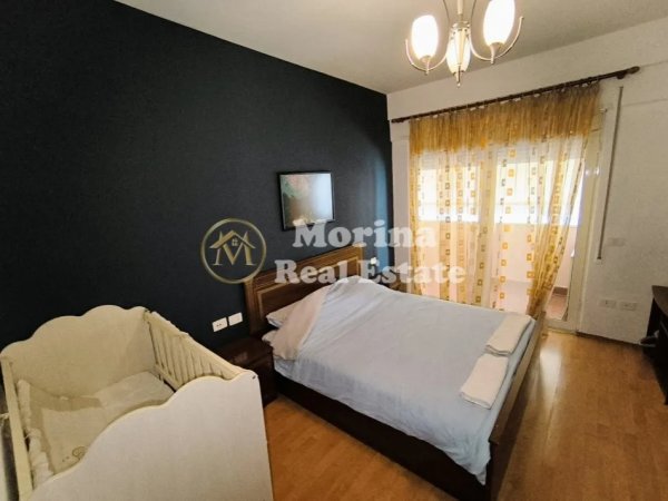 Tirane, jepet me qera apartament 1+1 Kati 5, 80 m² 600 € (Komuna e Parisit)