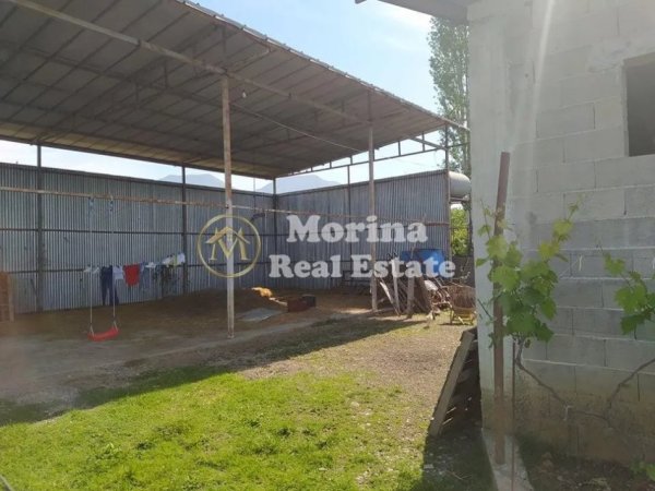 Tirane, jepet me qera ambjent biznesi Kati 0, 350 m² 400 € (Zall-Herr)