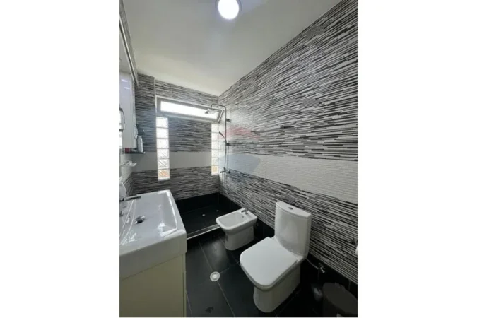 Tirane, shitet apartament 2+1 Kati 12, 110 m² 147.001 € (SHESIM APARTAMENT 2+1+2, LAPRAKE!)