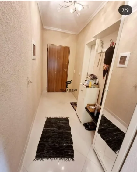 Tirane, jepet me qera apartament 2+1+Ballkon Kati 2, 130 m² (RRUGA E KAVAJES)