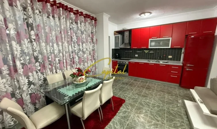 Tirane, jepet me qera apartament 2+1 Kati 11, 130 m² 650 € (21 DHJETORI)