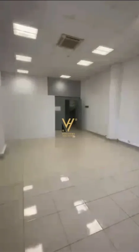 Tirane, jepet me qera zyre Kati 1, 60 m² 510 € (STADIUMI DINAMO)