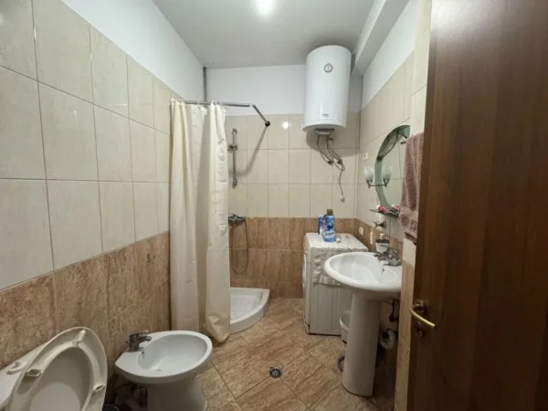 Tirane, shes apartament 1+1 , 75 m² 140.000 € (Kodra e Diellit)
